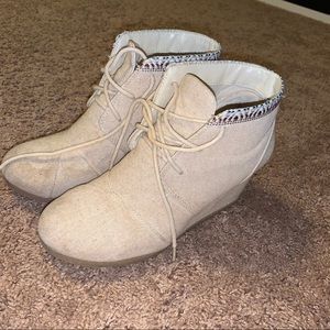 Lace up booties